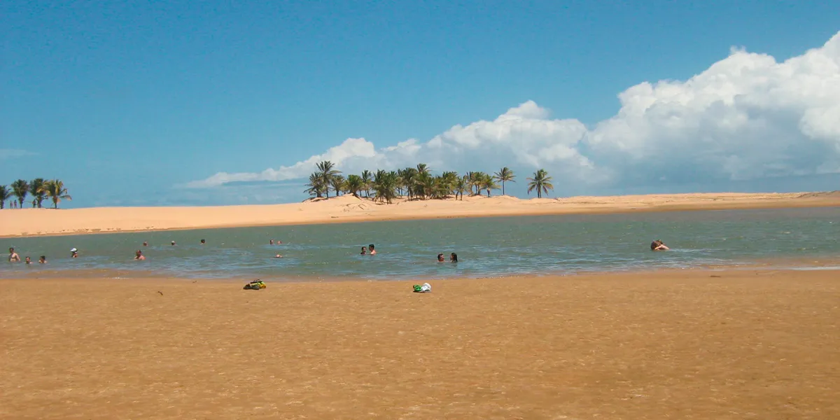 Maré vazante no Foz do São Francisco